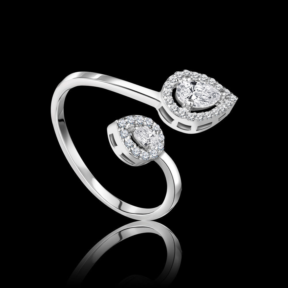 An elegantly airy ring graced by the beauty of pear-shaped stones Fine jewelry / I-X56R