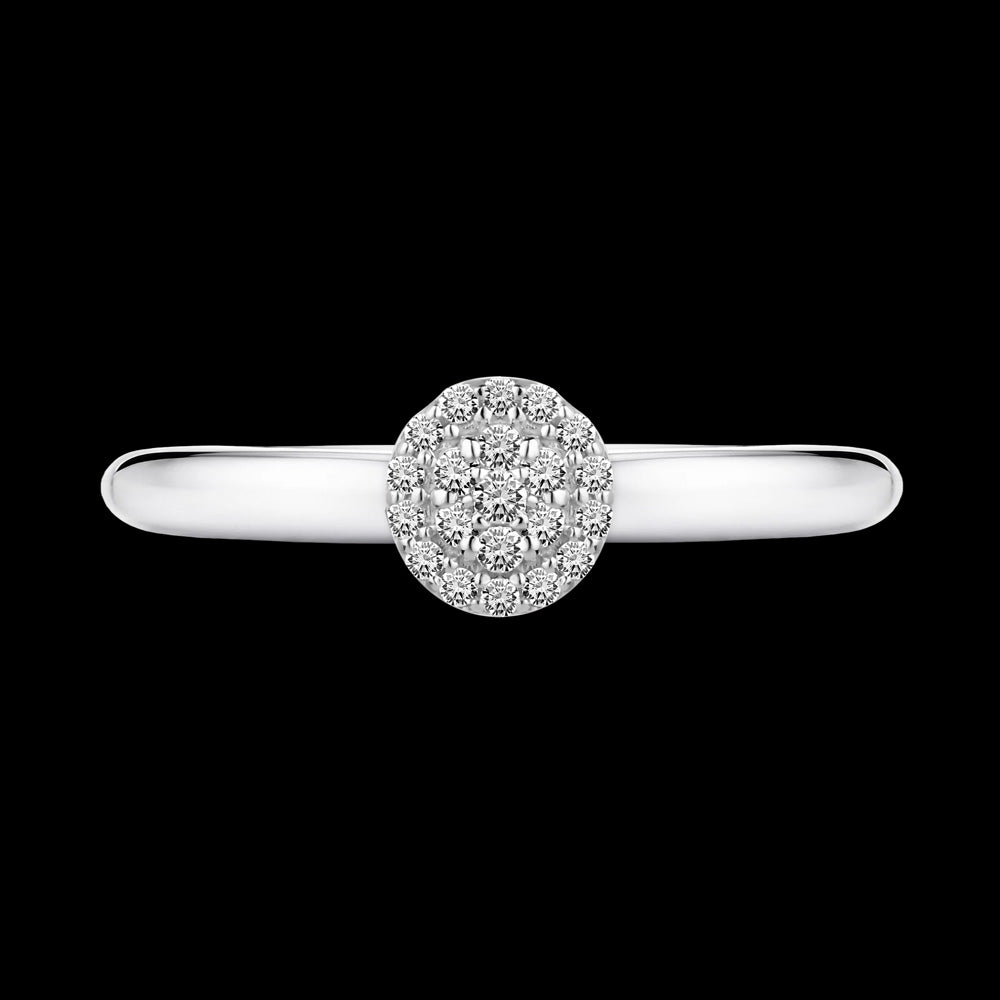A simple yet sophisticated ring that artfully simulates the presence of round stones, achieving an elegant and sleek appearance Fine jewelry / IEK249RC