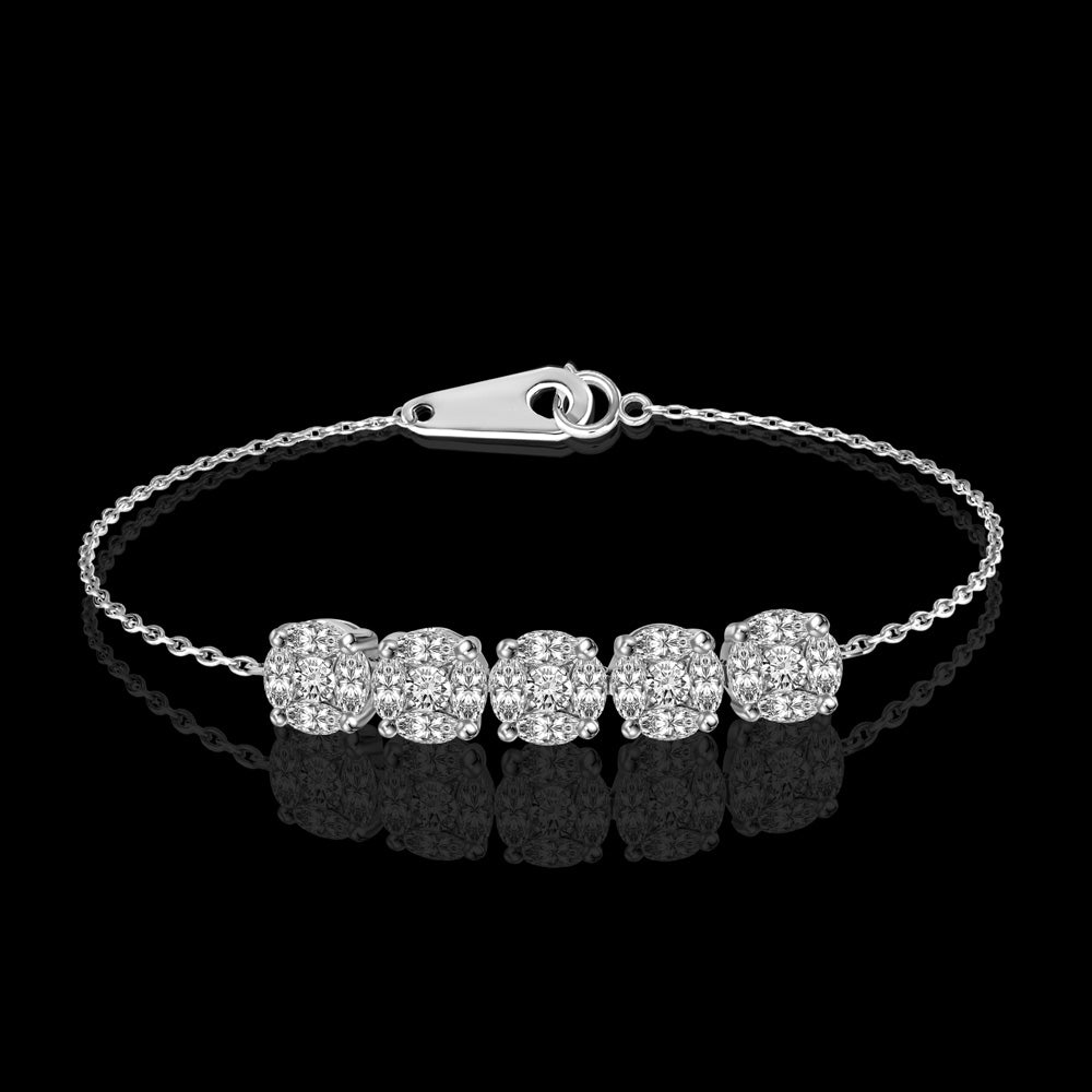 An everyday versatile bracelet featuring round diamonds - I-H050BS