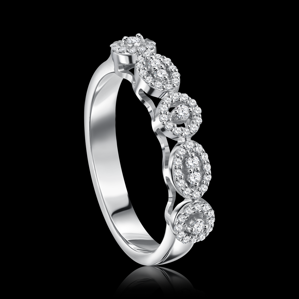 Twin-band that creates the illusion of a multitude of round stones Bridal jewelry / I-T207SBW
