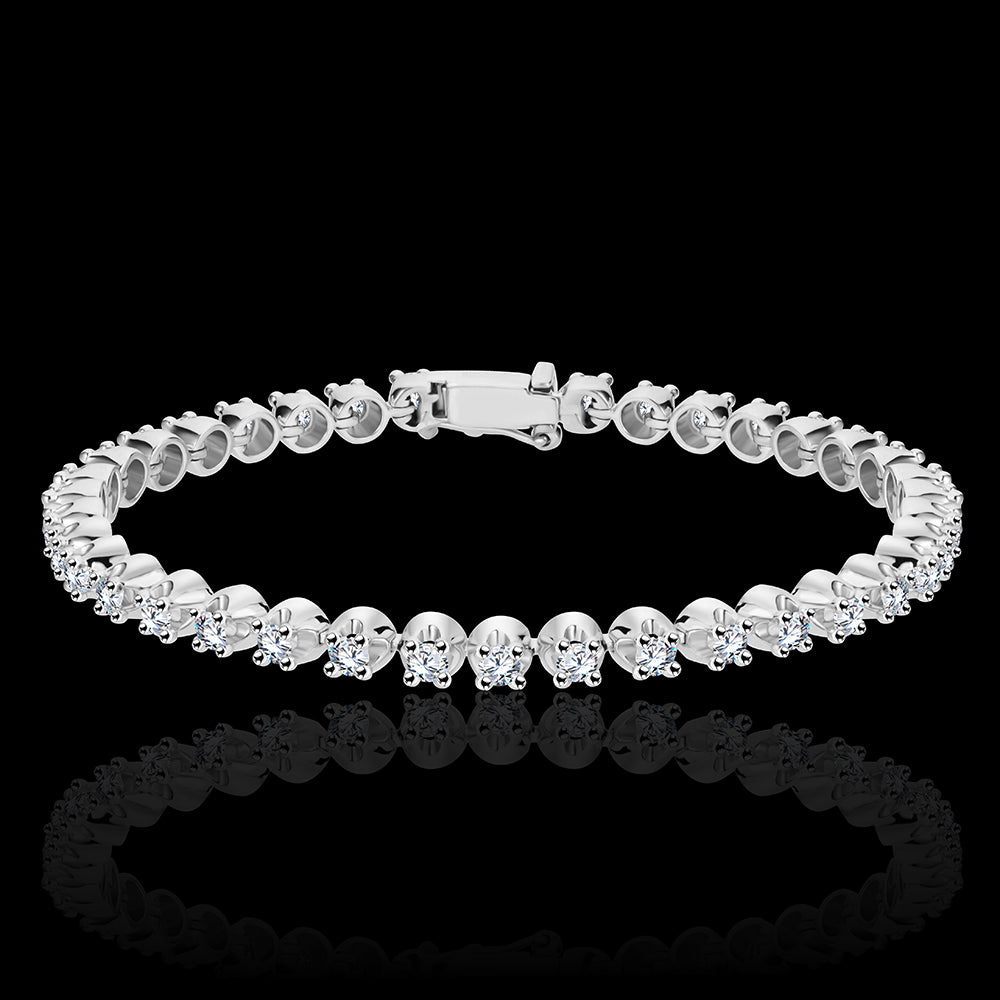 A classical tennis bracelet embedded with round brilliant diamonds with a mirror setting for the ultimate brilliance certified by HRD Antwerp - IB89